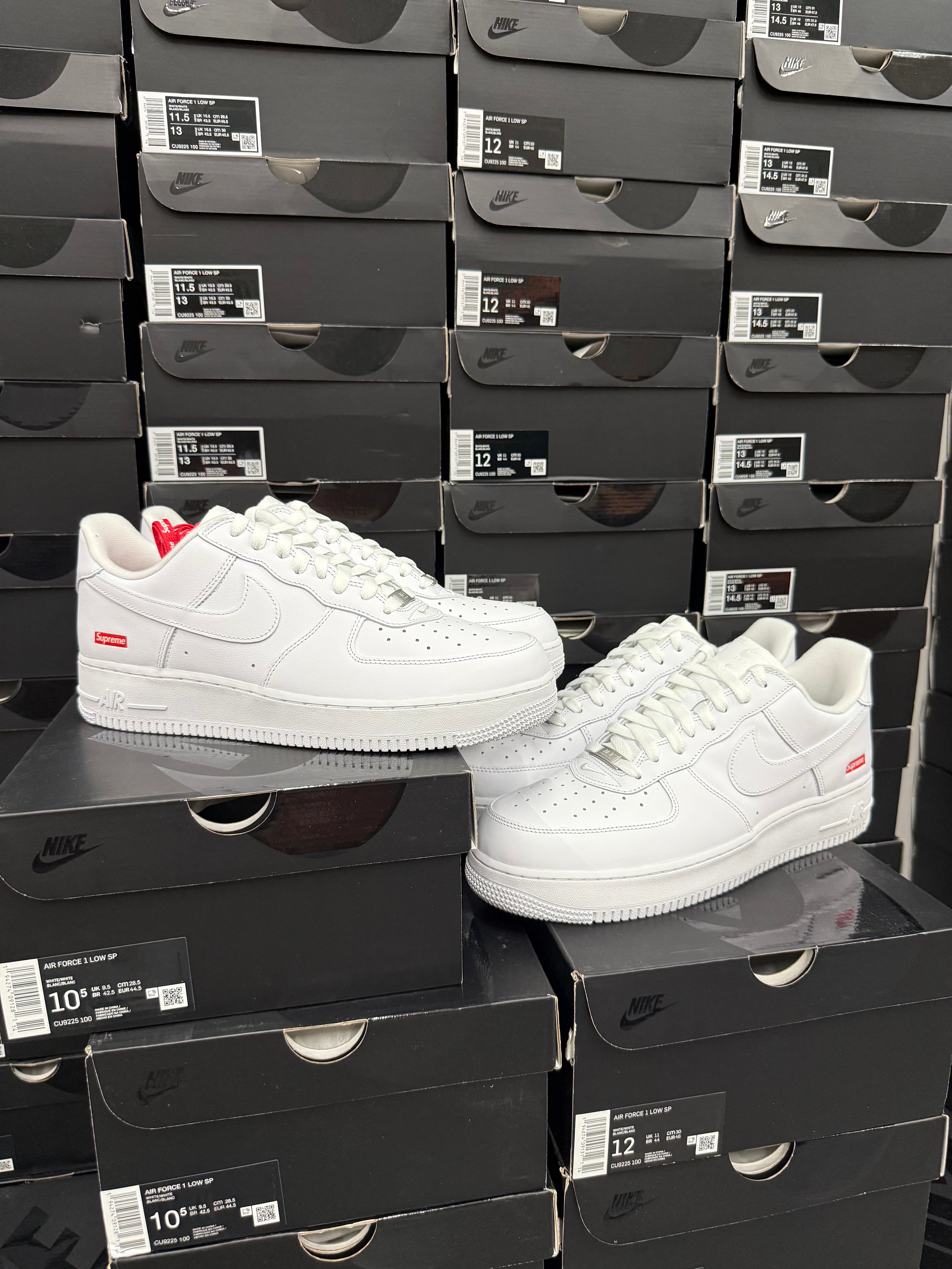 Nike Air Force 1 Low Supreme White