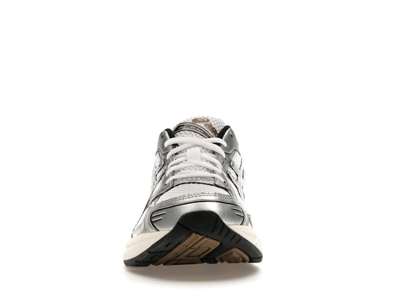 ASICS Gel-1130 White Clay Canyon (GS) — angle view
