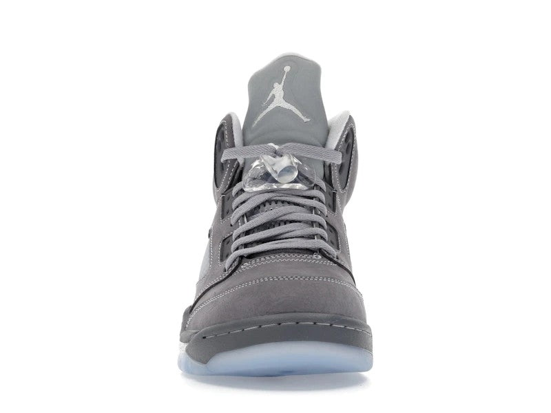 Jordan 5 Retro Wolf Grey (2026) — angle view